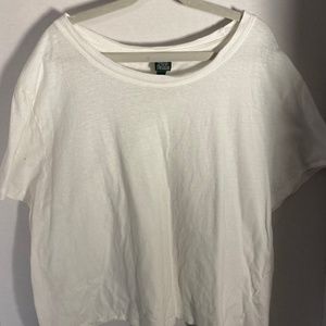plain white tee